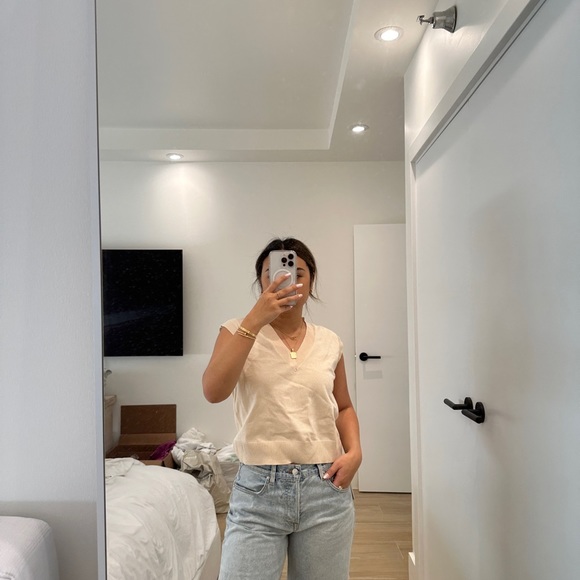 Cream Beige Sweater Vest Top (One Size) - Picture 3 of 4